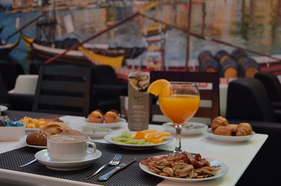 Hotel Amadeos - Matosinhos - Porto Exteriör bild