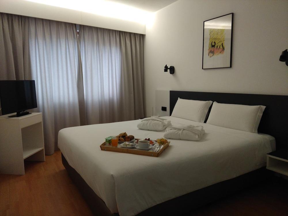 Hotel Amadeos - Matosinhos - Porto Exteriör bild